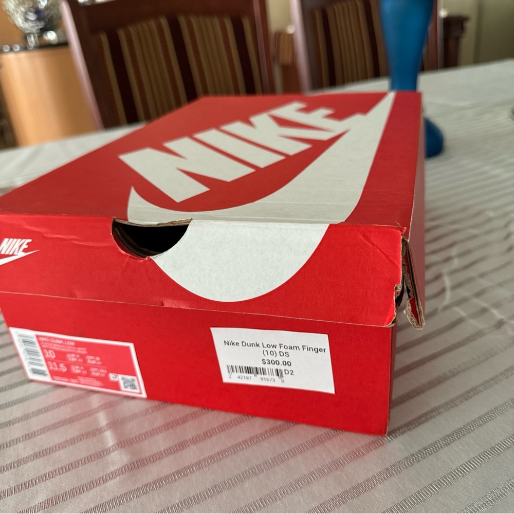 Size 10 - Nike Dunk Low Foam Finger 2022 - Picture 7 of 8